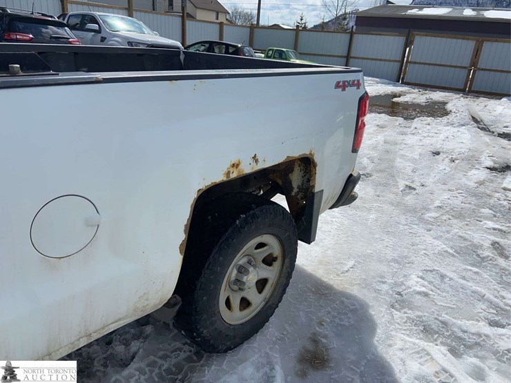 2017-chevrolet-silverado-1500-image-17