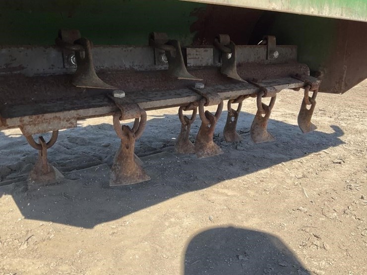 rinieri-"style"-6'-hyd.-berm-flail-mower-attach.-image-13