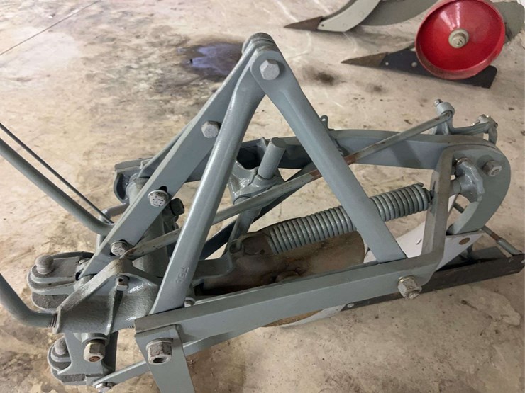 one-bottom-ferguson-plow-image-11