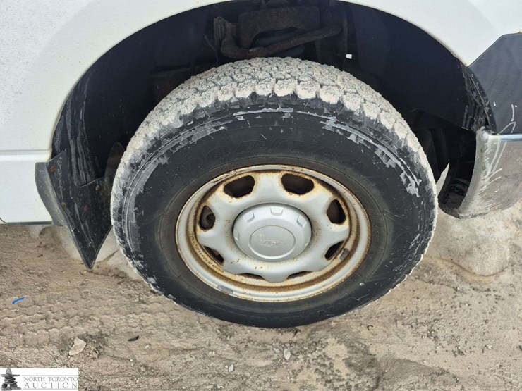 2011-ford-f150-image-30