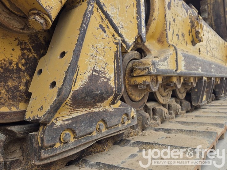 2019-caterpillar-d6-lgp-image-14