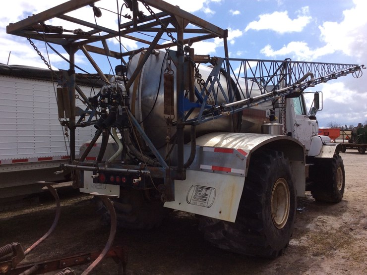 1990-ford-l8000-image-3