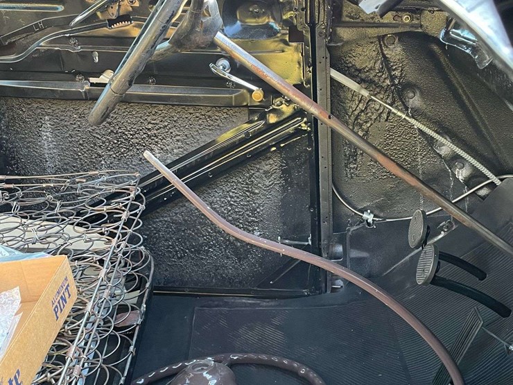 1939-ford-coupe-image-49