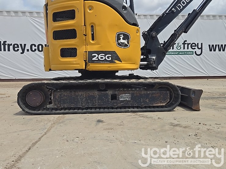 2022-deere-26g-image-15