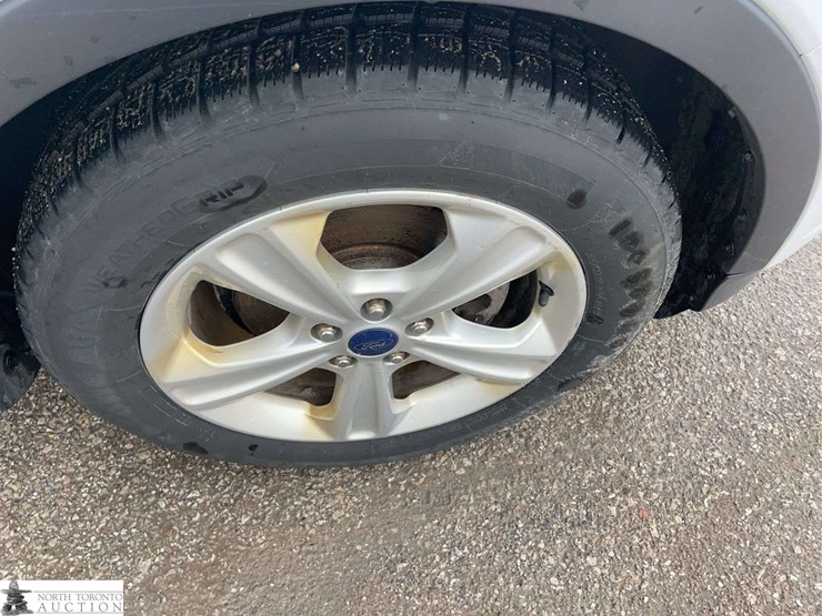 2016-ford-escape-image-21