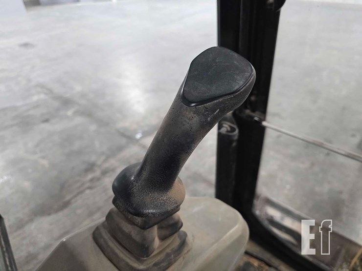 2008-caterpillar-301.8c-image-22