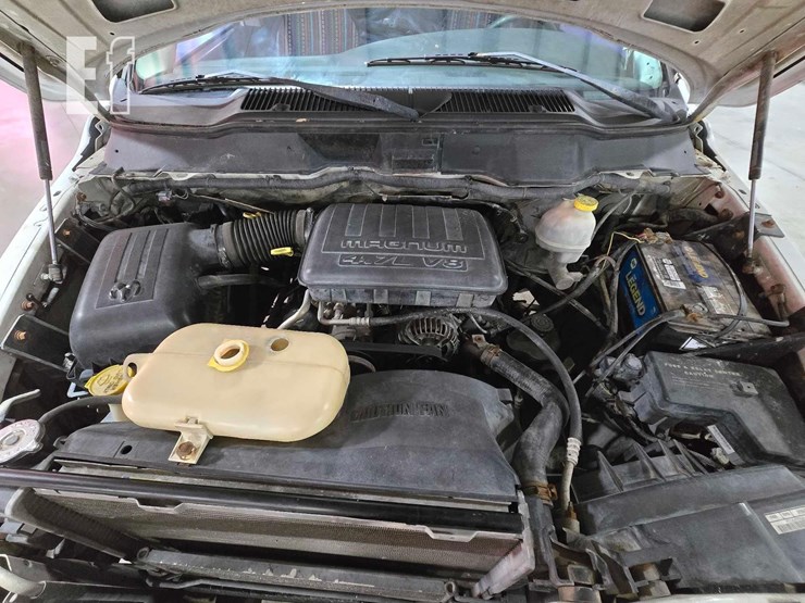 2004-dodge-ram-1500-image-16