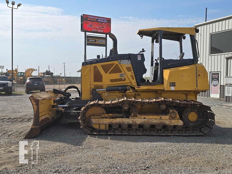 2016-deere-700k-lgp-image-5