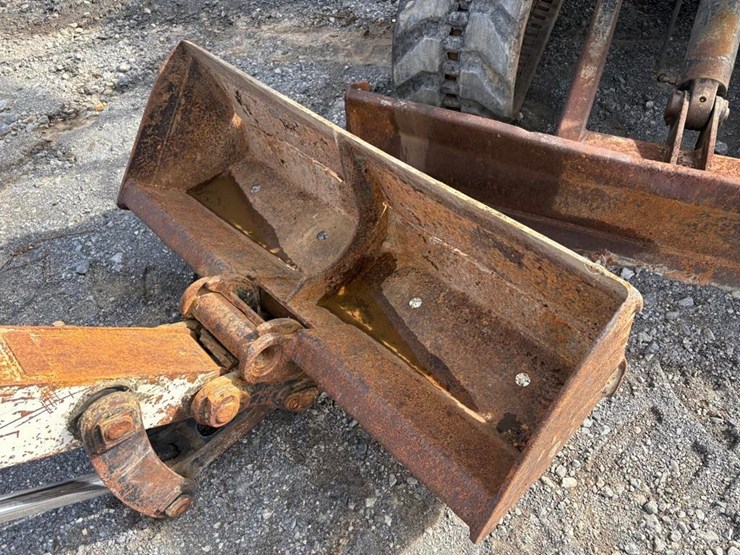 2005-terex-hr18-image-14