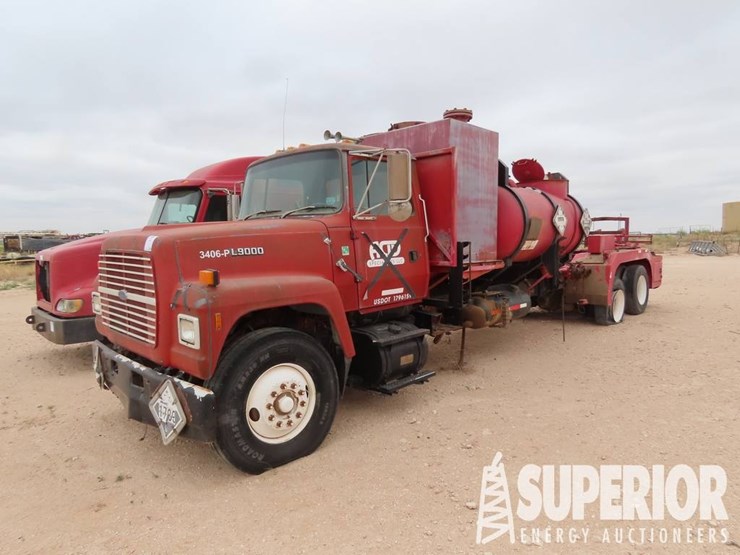 1992-ford-l9000-image-1