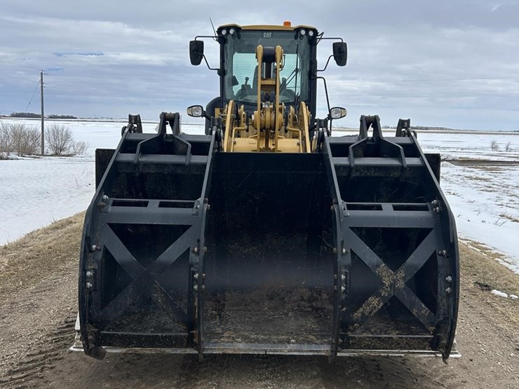 2016-caterpillar-930m-image-2