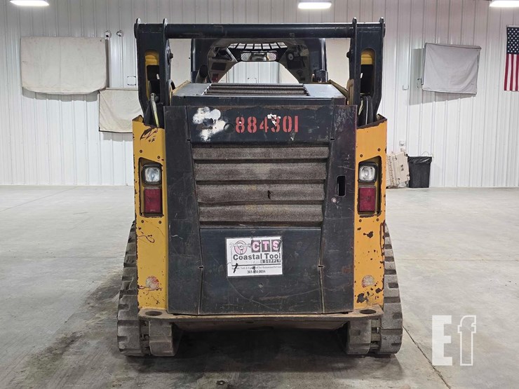 2015-caterpillar-259d-image-8