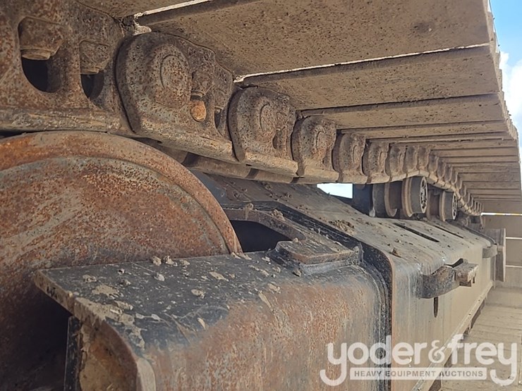 2019-caterpillar-336-image-15