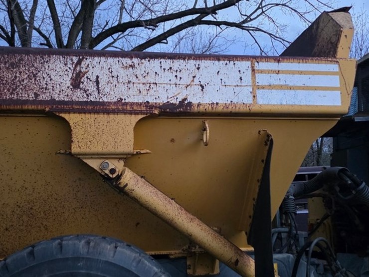 2005-komatsu-hm300-1-image-16