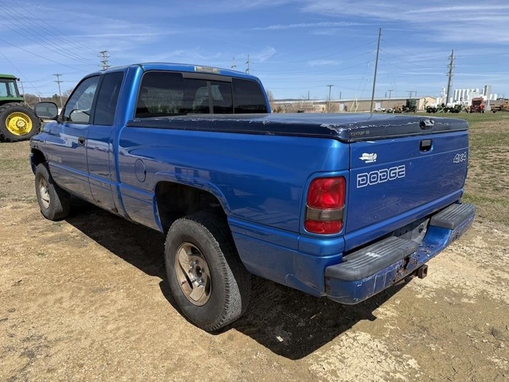 2001-dodge-ram-1500-image-6