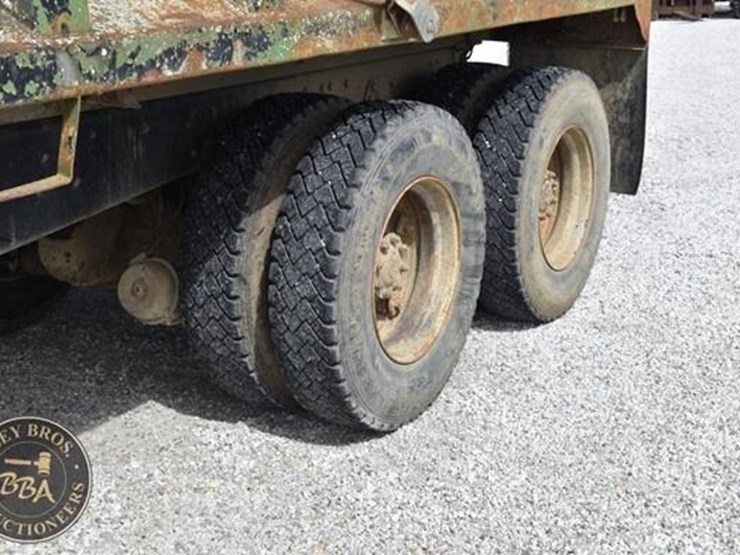 1988-ford-l8000-image-14