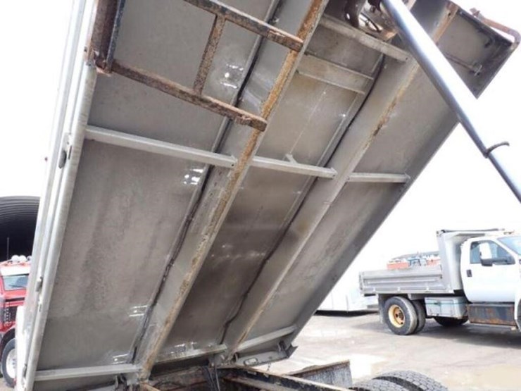 2017-ford-f750-image-58