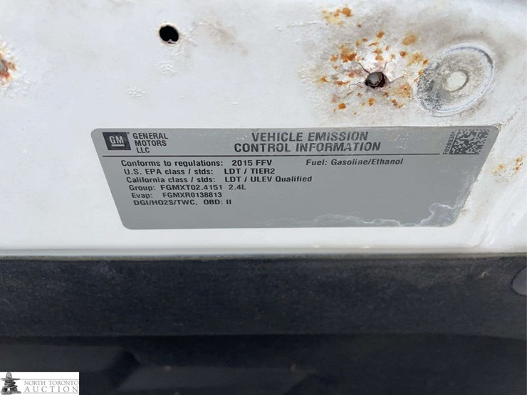 2015-chevrolet-equinox-image-18