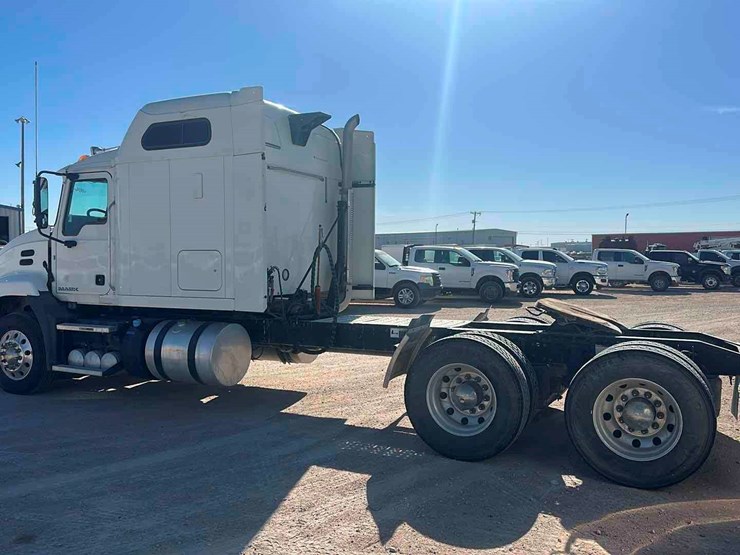 2018-mack-cxu-(pinnacle)-image-5