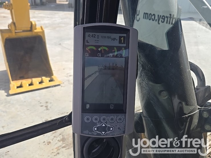 2017-caterpillar-336fl-image-110