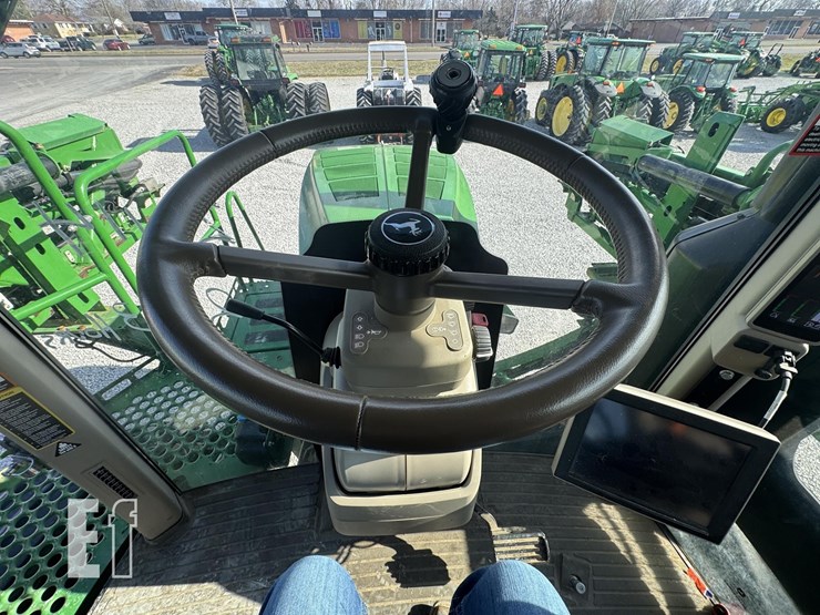 2019-john-deere-r4038-image-27