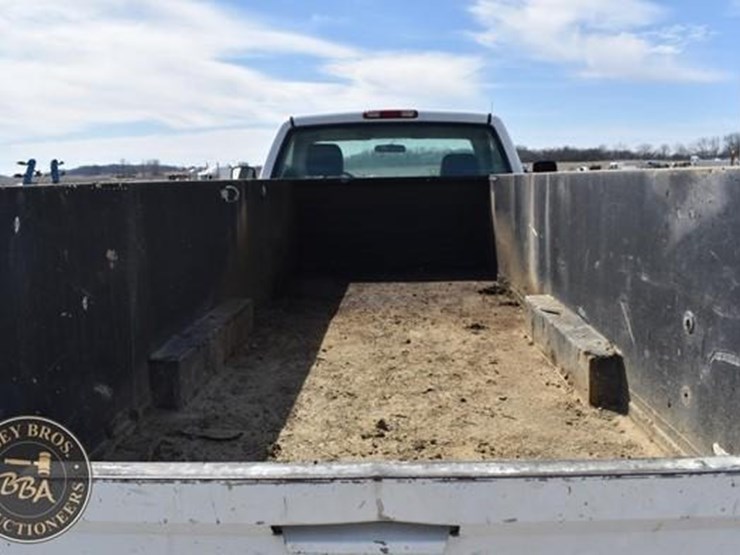 2007-chevrolet-3500-image-19