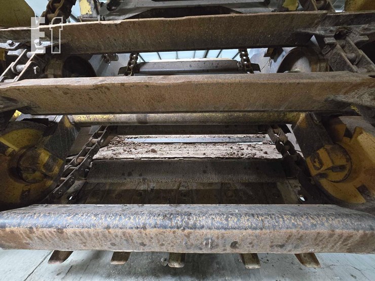 2006-caterpillar-615c-image-17