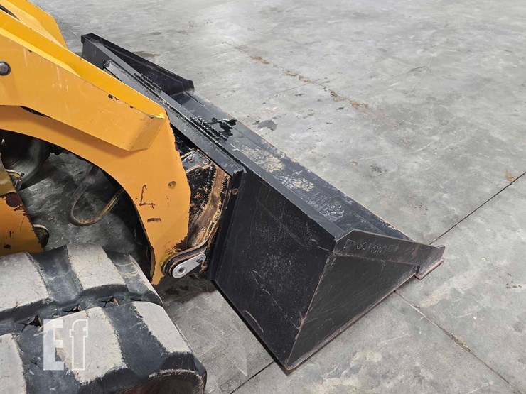 2022-caterpillar-289d3-image-11