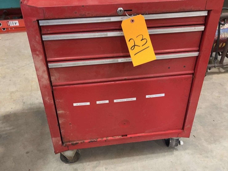 rolling-tool-box-image-2
