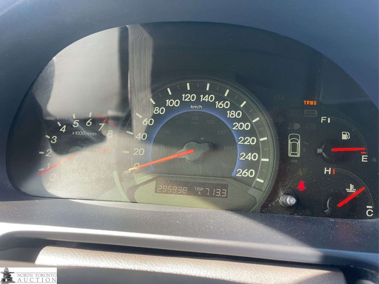 2010-honda-odyssey-image-12