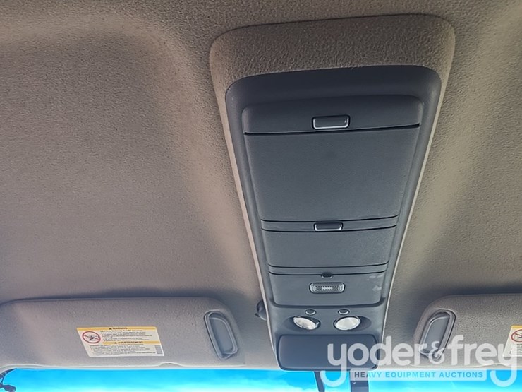 2002-chevrolet-silverado-2500hd-image-95