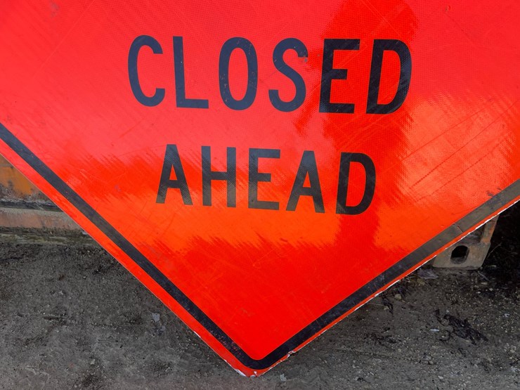 #3935-•-retired-fiberglass-road-signs-image-5