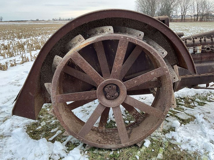 fordson-(usa)-parts-tractor-image-14