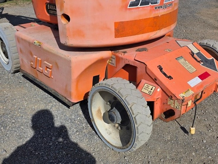 jlg-e400ajp-image-13