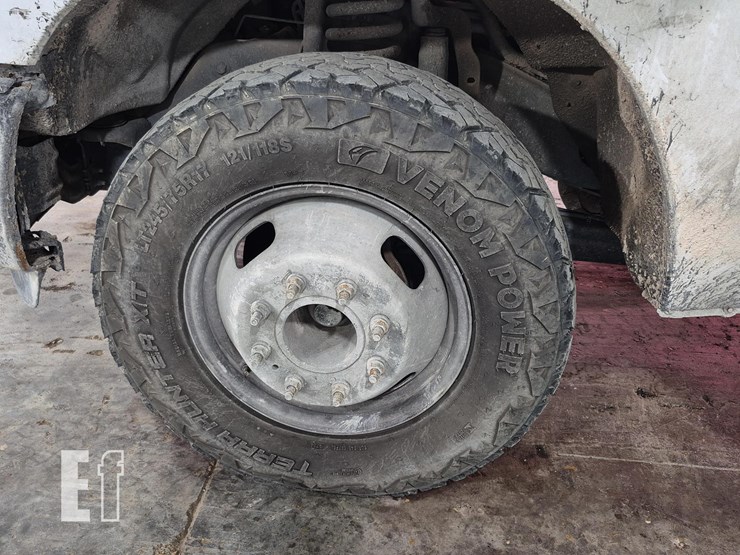 2012-ford-f350-sd-image-27