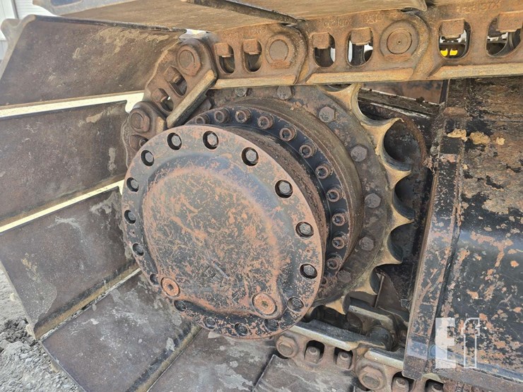 2019-caterpillar-320-image-35