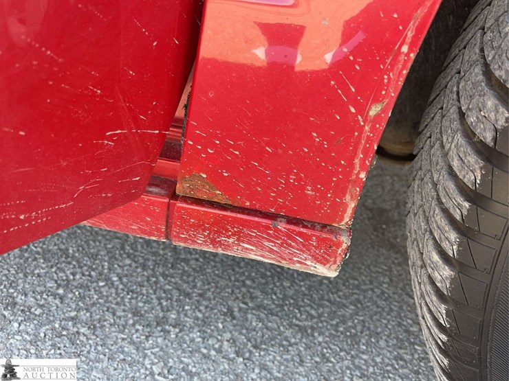 2012-dodge-grand-caravan-crew-image-30