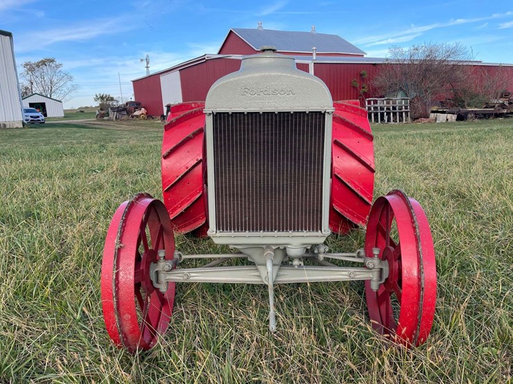 1919-fordson-tractor-image-8