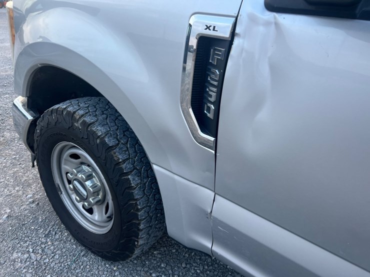 2017-ford-f250-xl-image-14