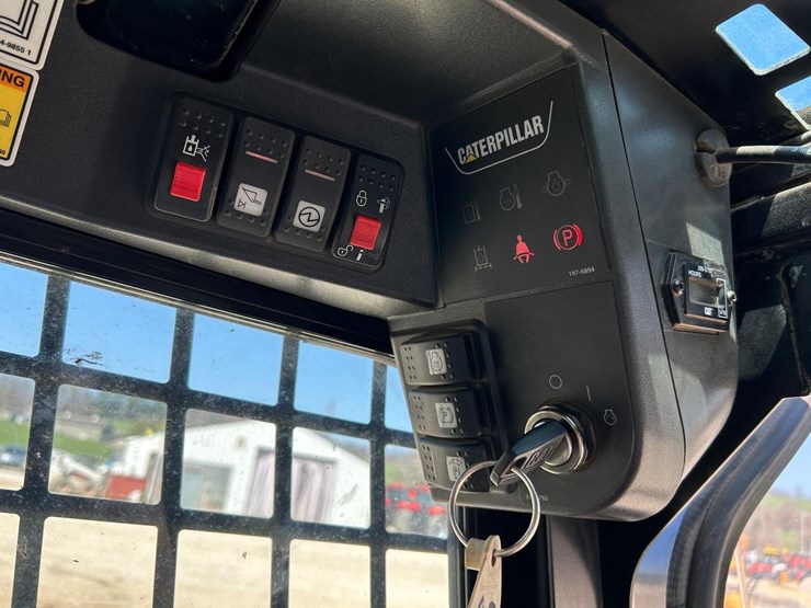 caterpillar-257b-image-23