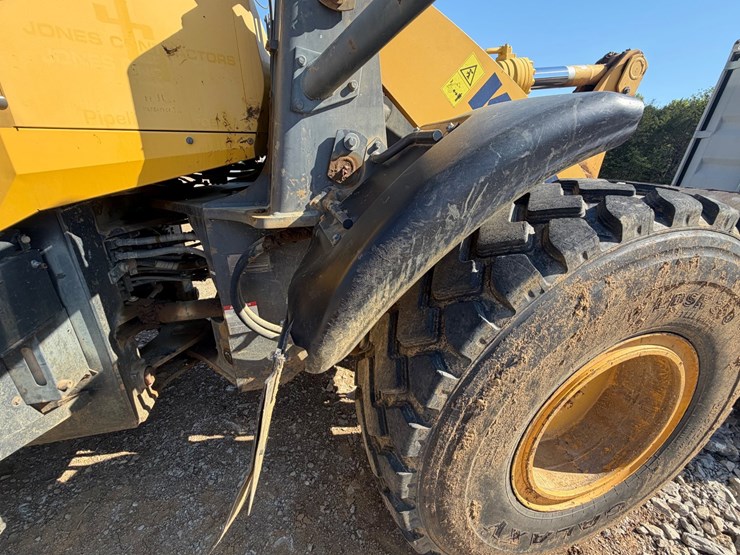 2016-komatsu-wa320-7-image-11