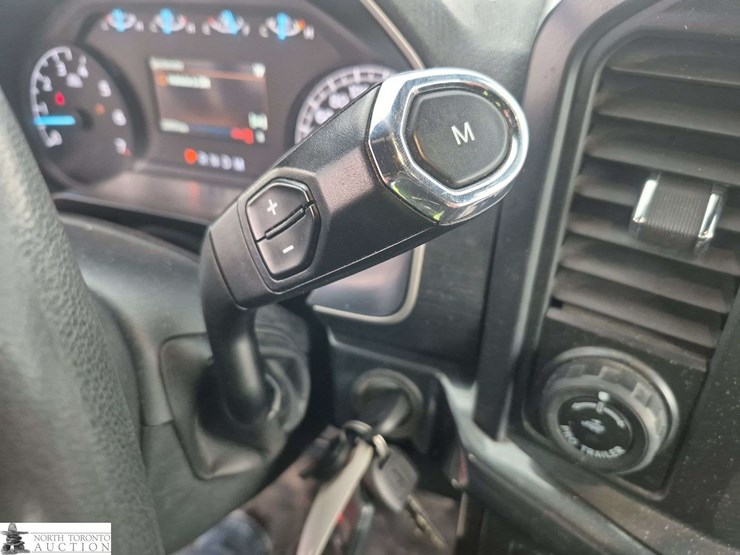 2021-ford-f150-image-17