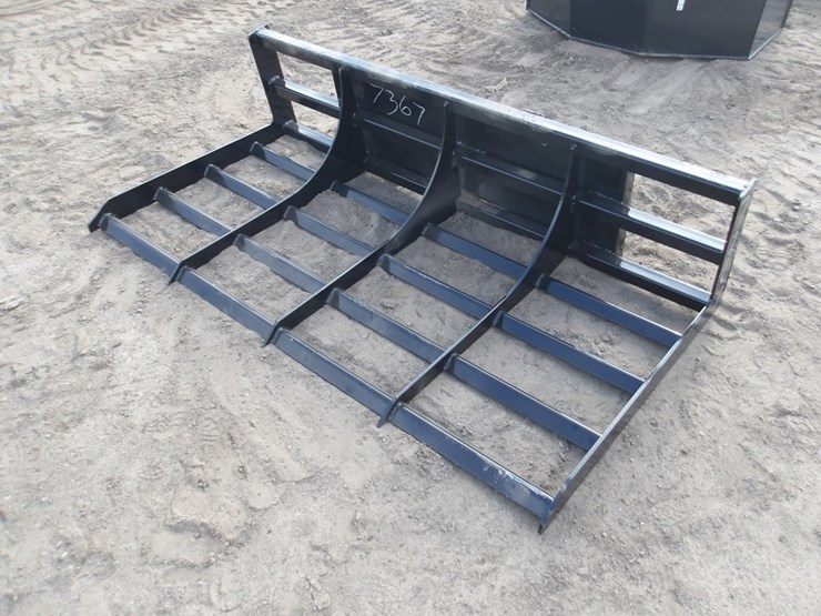 #7367-•-qt-72in-land-plane-image-1