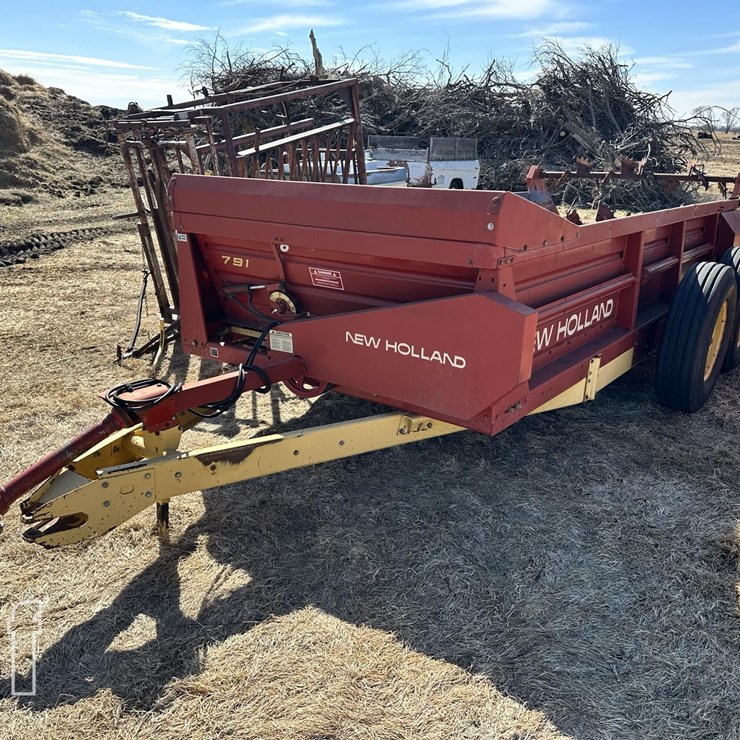 NEW HOLLAND 791