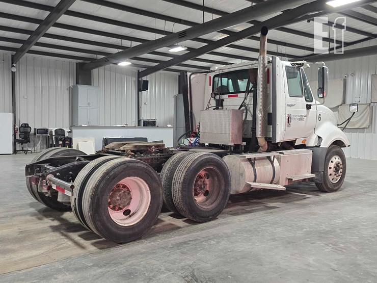 2014-international-prostar-image-3