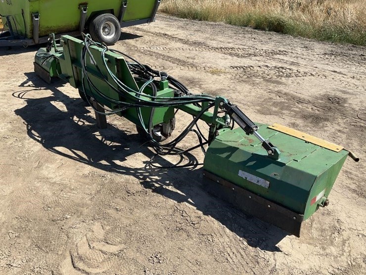 rinieri-"style"-6'-hyd.-berm-flail-mower-attach.-image-4