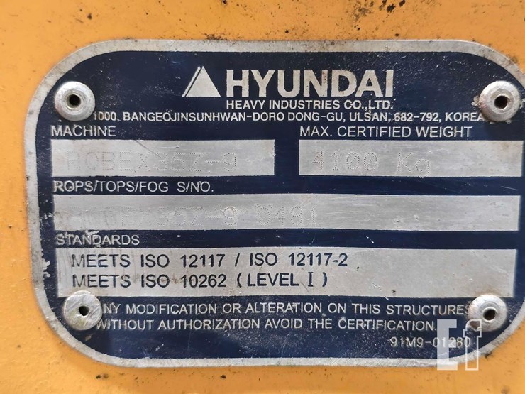 2013-hyundai-robex-35z-9-image-35