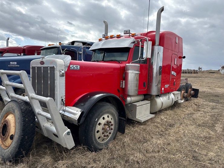2006-peterbilt-379-image-1