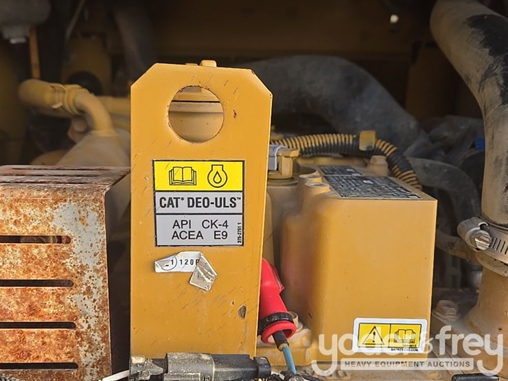 2021-caterpillar-289d3-image-61