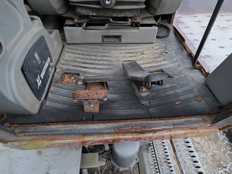 2001-gradall-xl3100-image-40